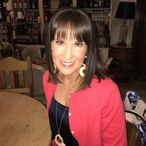 Meet your Posher, Angie